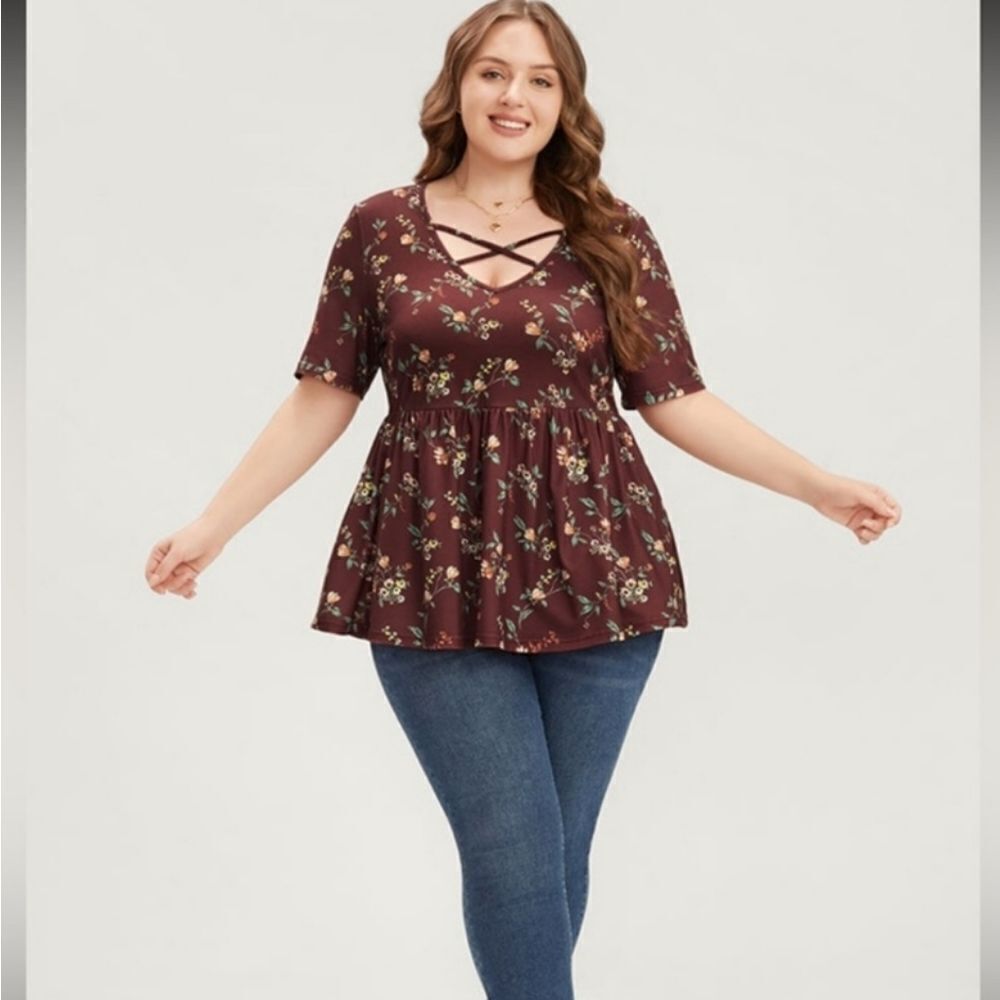 NWT BloomChic Red floral top 12/L